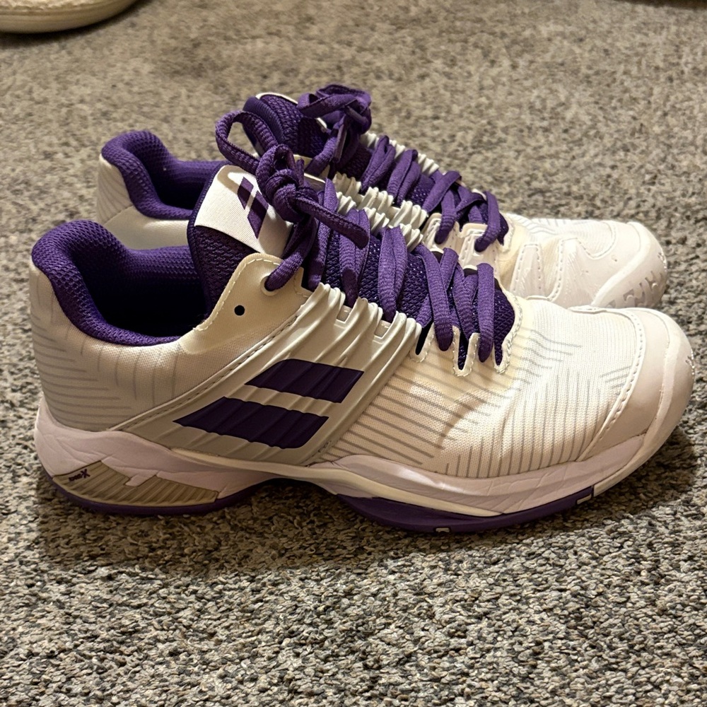 Babolat Women's White and Purple tennis athletic Shoes